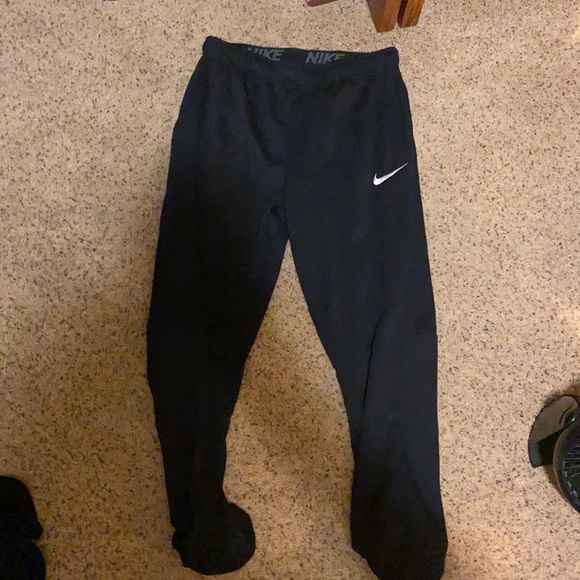 Nike sweatpants - Picture 1 of 1